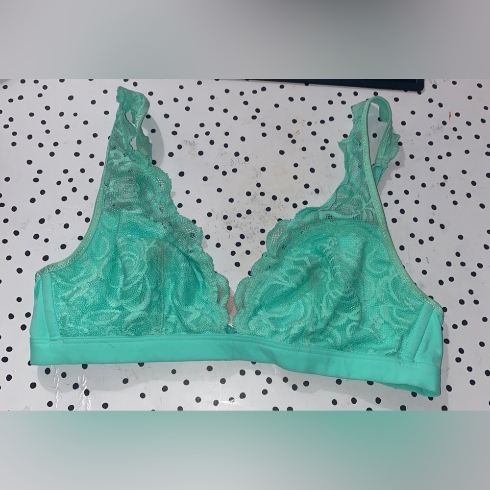 Victoria’s secret bra